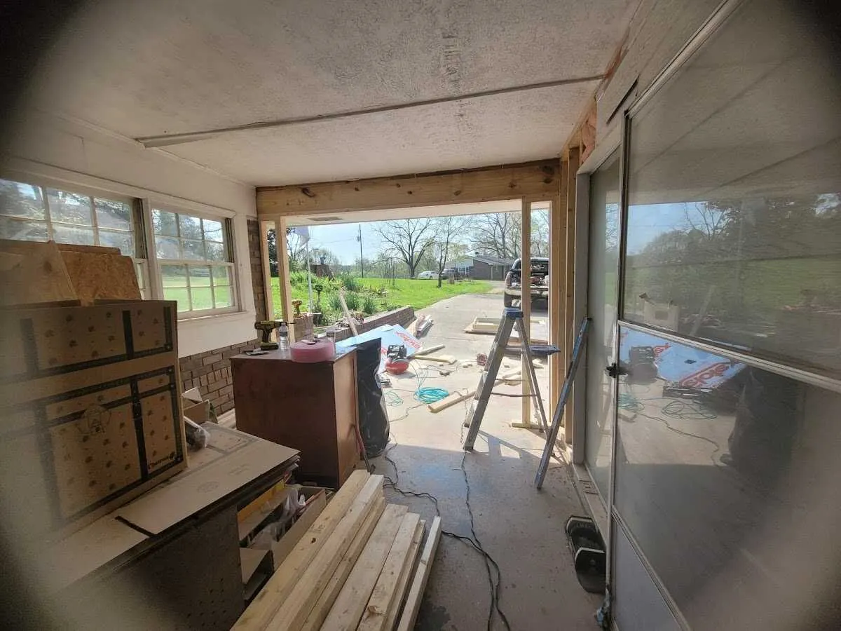 Air movers and dehumidifier for Water Mitigation Services in Sandston